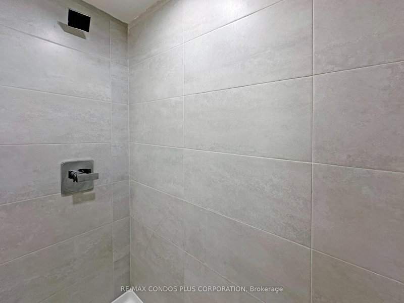 9 - 871 Sheppard Avenue W