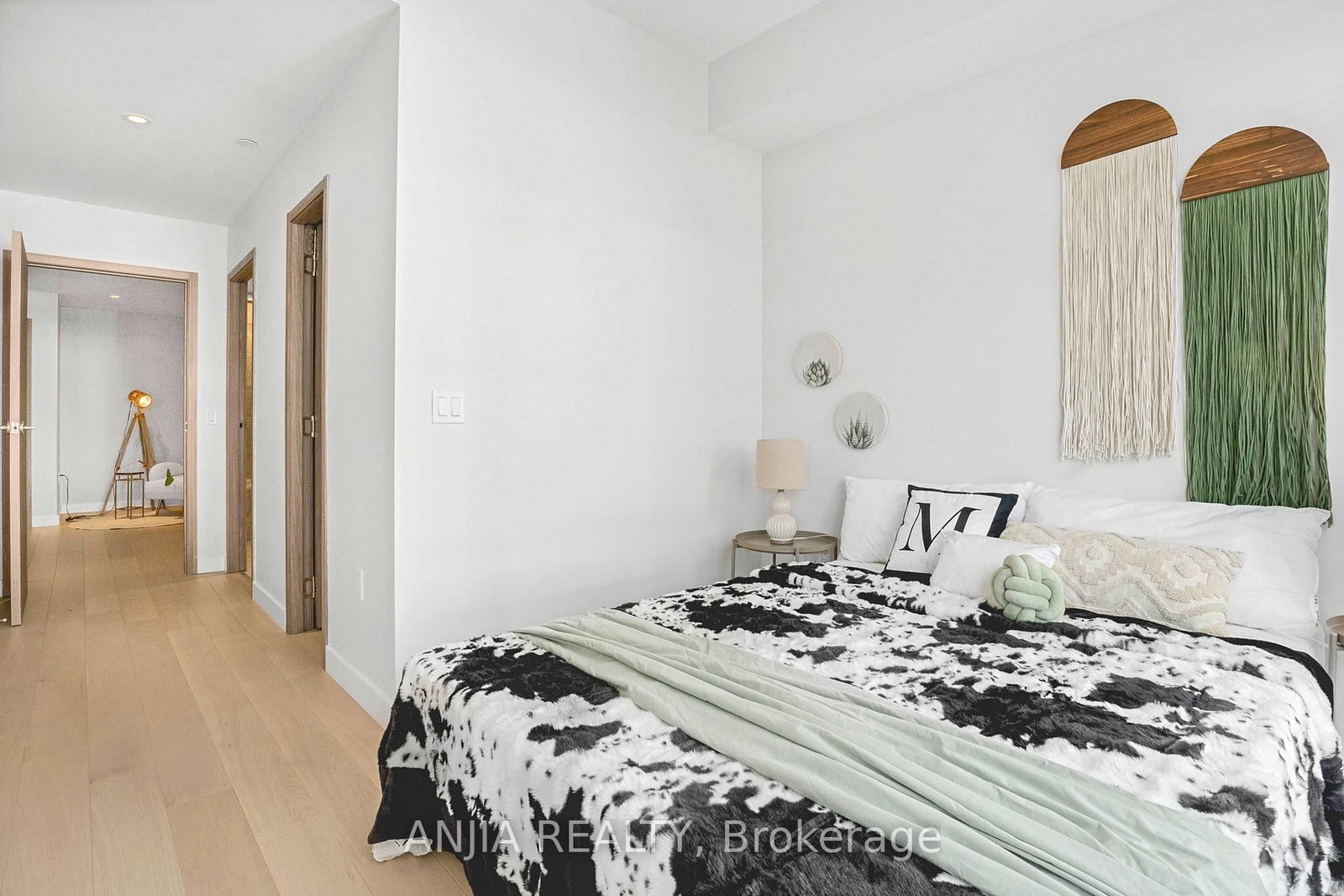 85 McMahon Drive • #TH607 • Toronto, ON photo 19