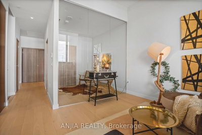85 McMahon Drive • #TH607 • Toronto, ON photo 9