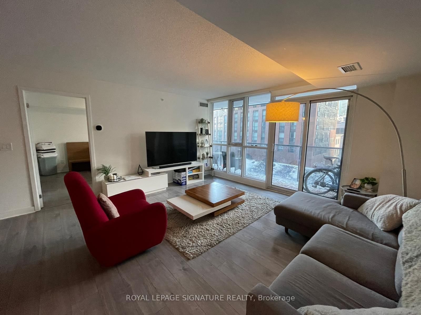 295 Adelaide Street W • #414 • Toronto, ON photo 16