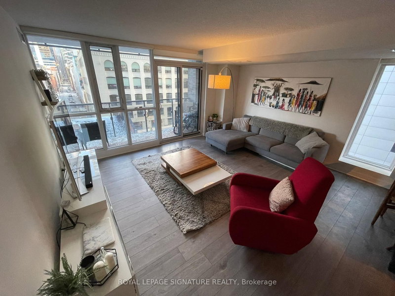 414 - 295 Adelaide Street W