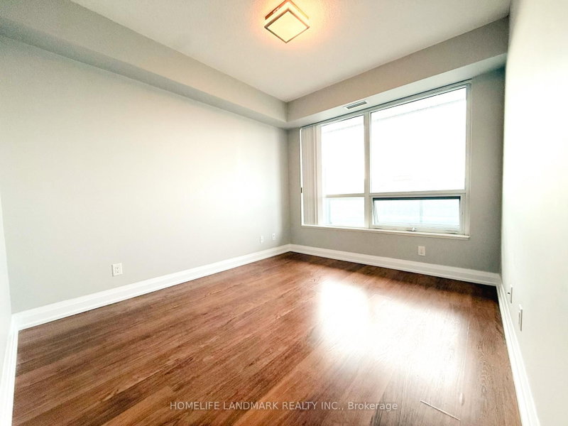 2322 - 5 Sheppard Avenue E