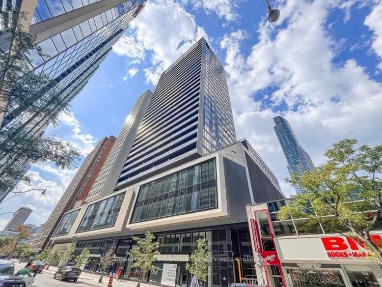2513 - 20 Edward Street