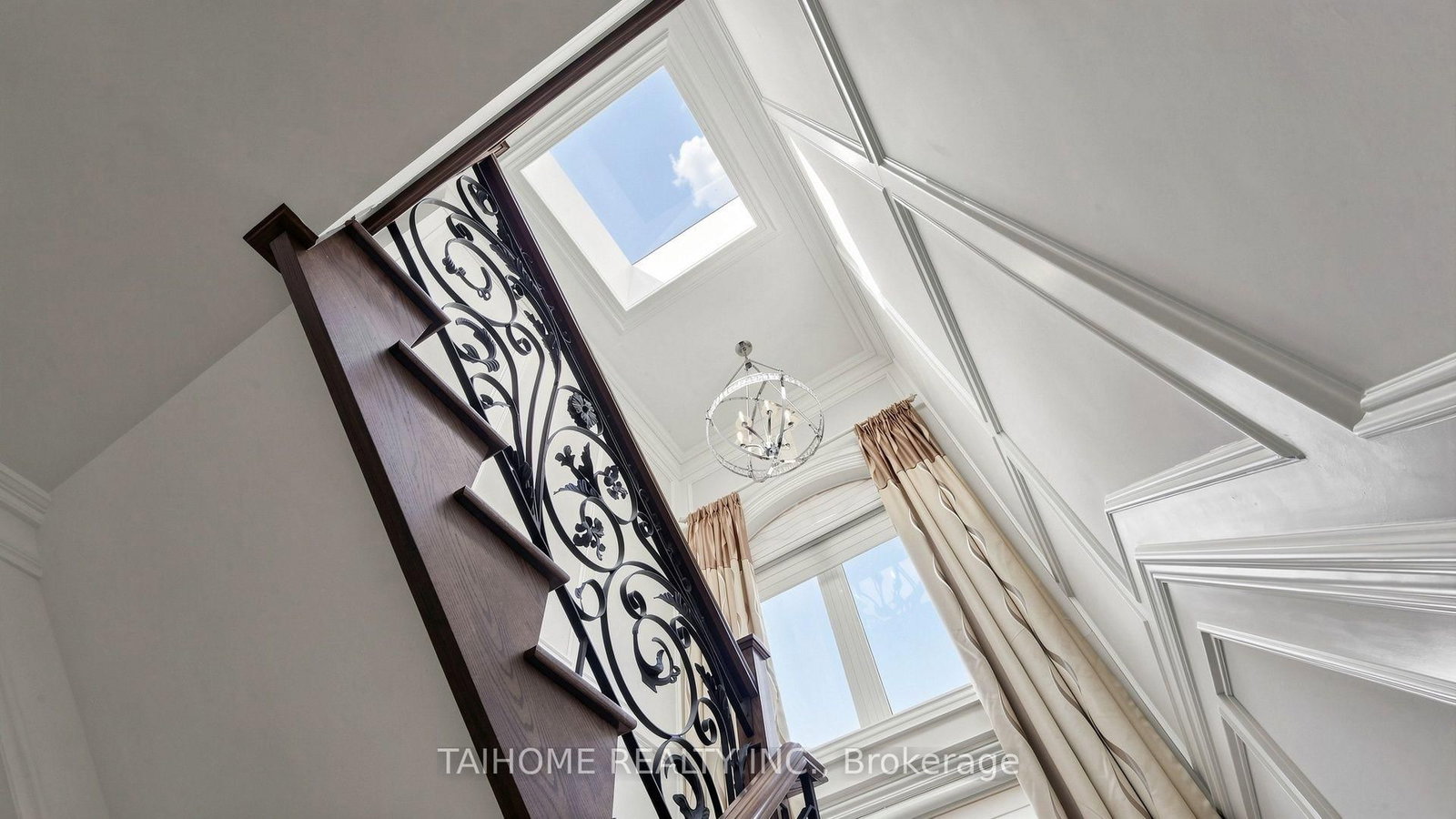 38 Foxwarren Drive • Toronto, ON photo 18