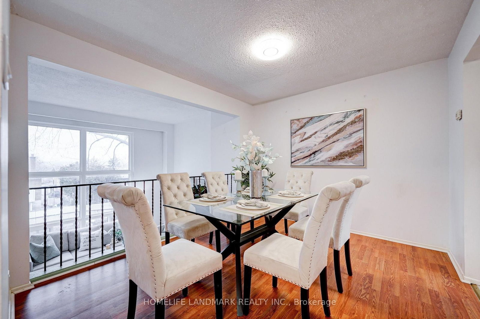 8 Rusty Crest Way • Toronto, ON photo 10