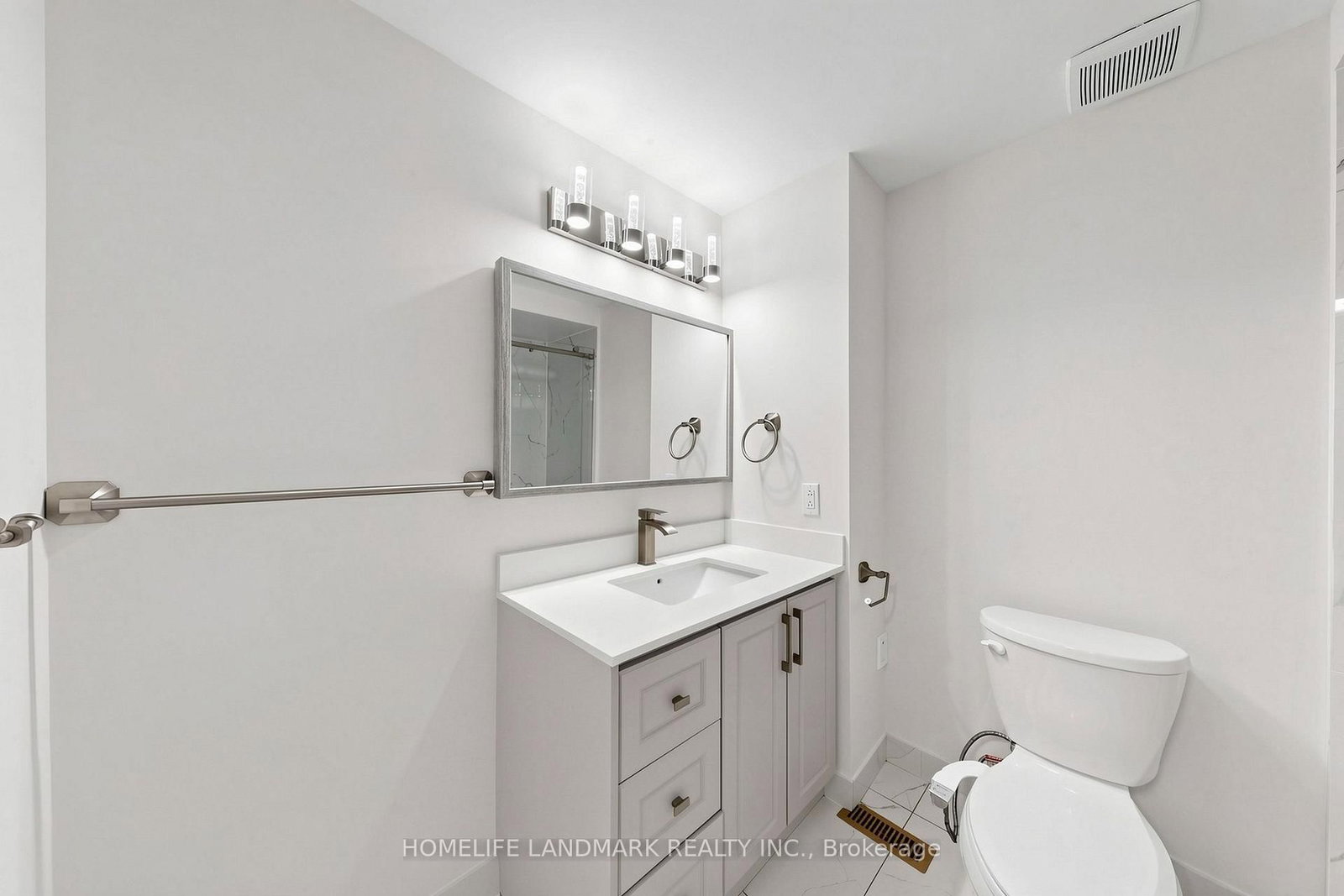 8 Rusty Crest Way • Toronto, ON photo 20
