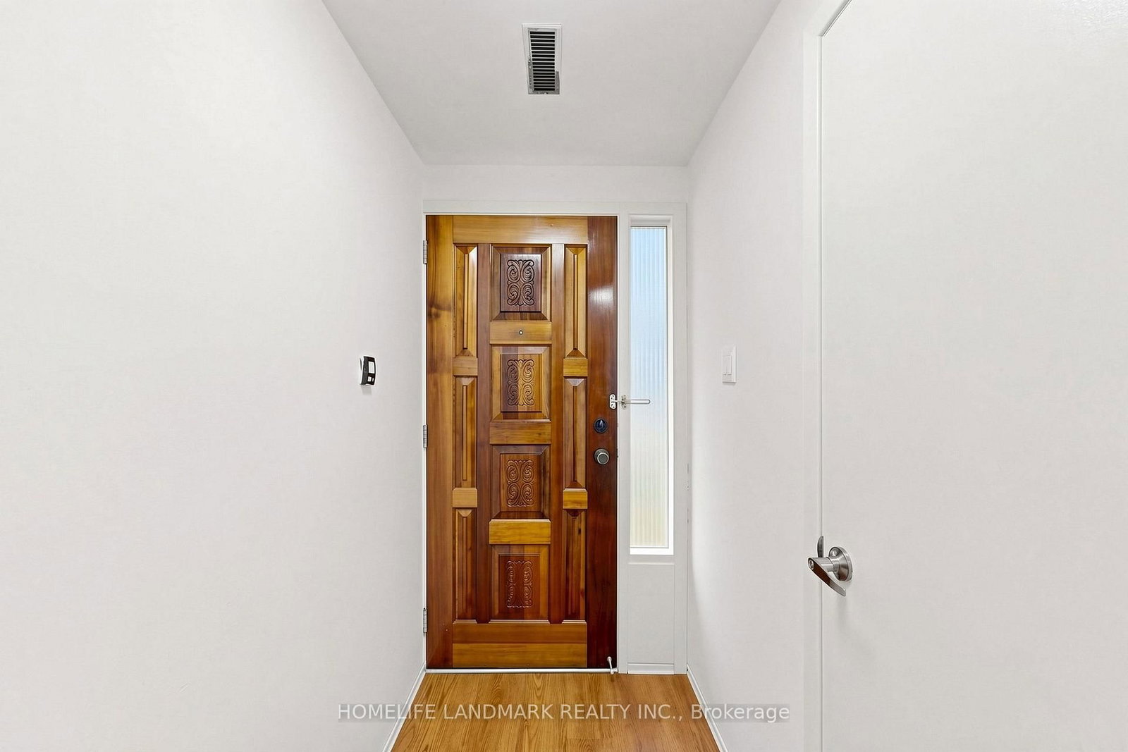 8 Rusty Crest Way • Toronto, ON photo 37