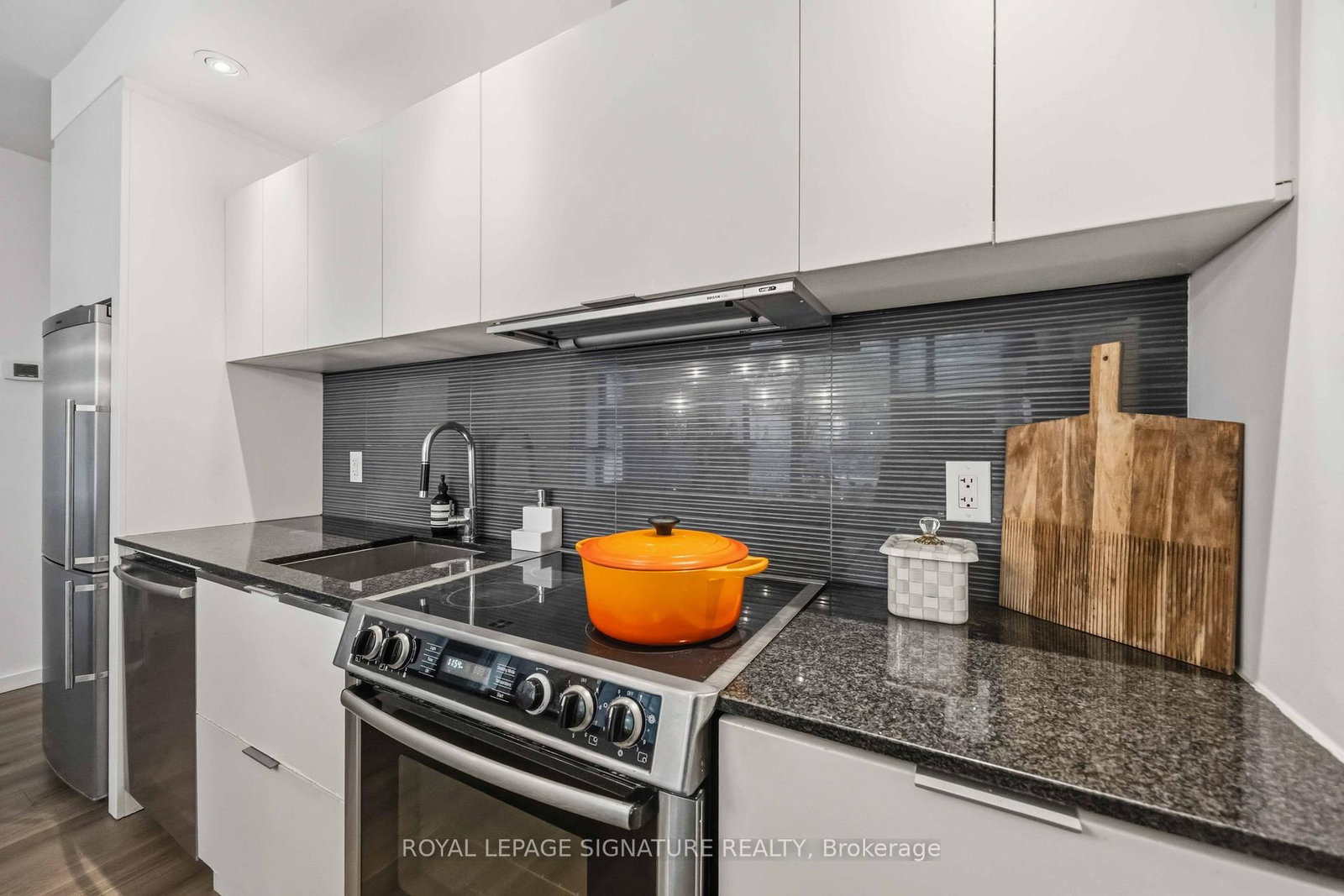 8 Charlotte Street • #202 • Toronto, ON photo 10