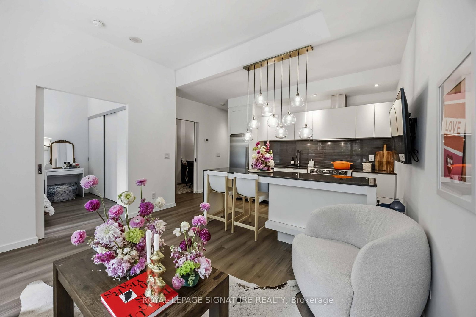 8 Charlotte Street • #202 • Toronto, ON photo 11