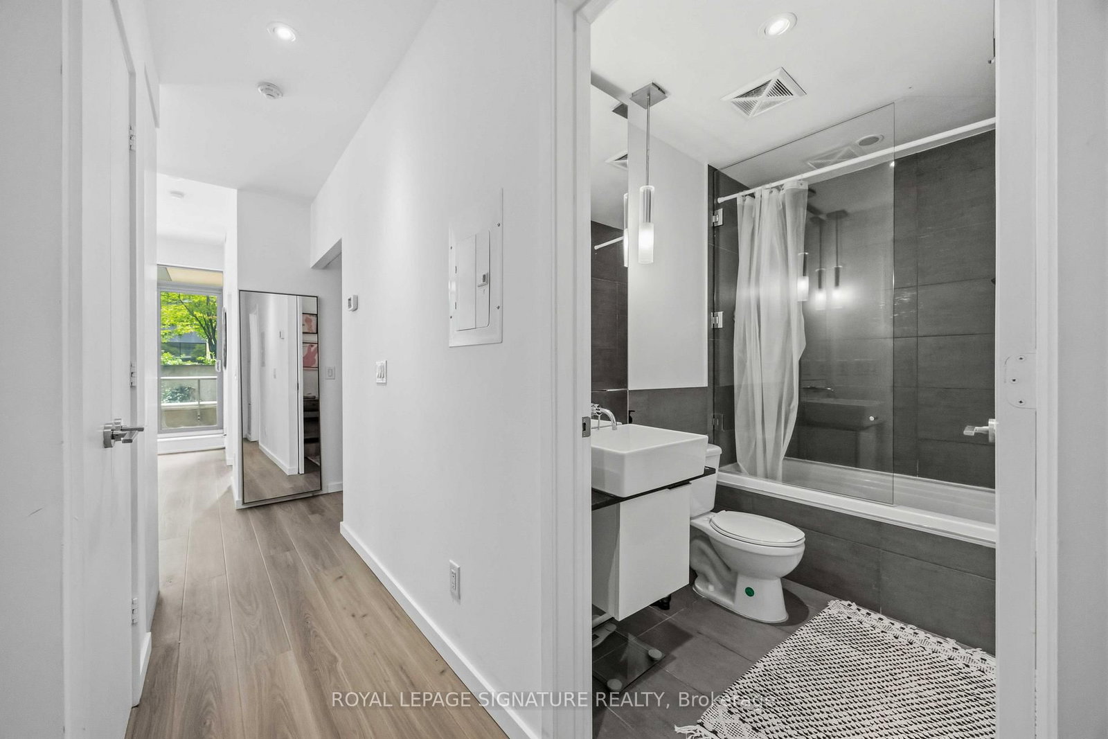 8 Charlotte Street • #202 • Toronto, ON photo 23
