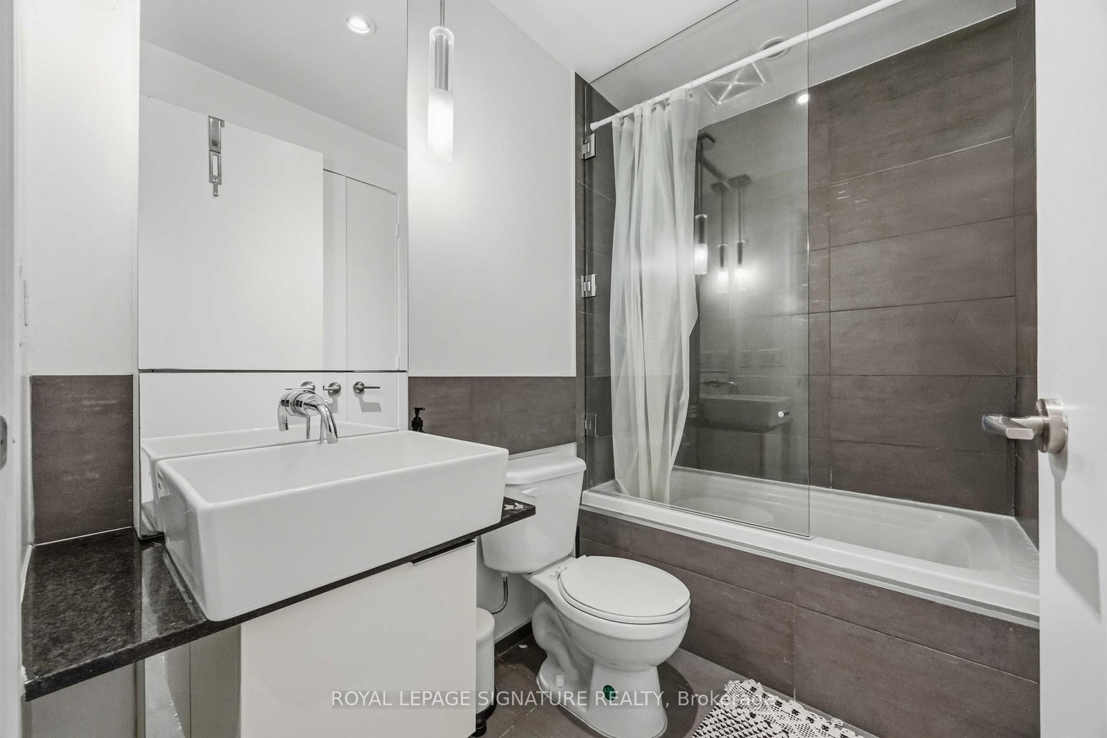8 Charlotte Street • #202 • Toronto, ON photo 24