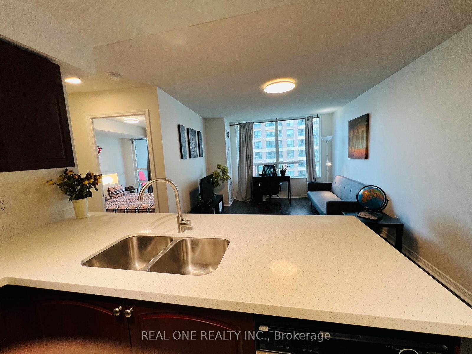 503 Beecroft Road • #801 • Toronto, ON photo 10
