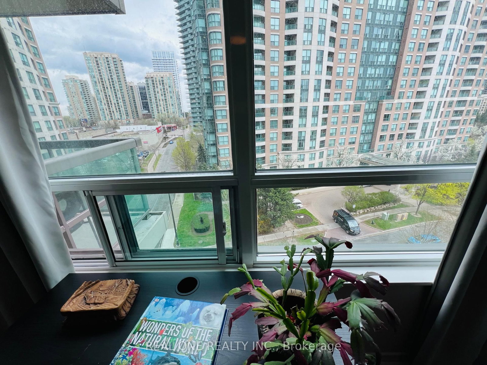 503 Beecroft Road • #801 • Toronto, ON photo 19