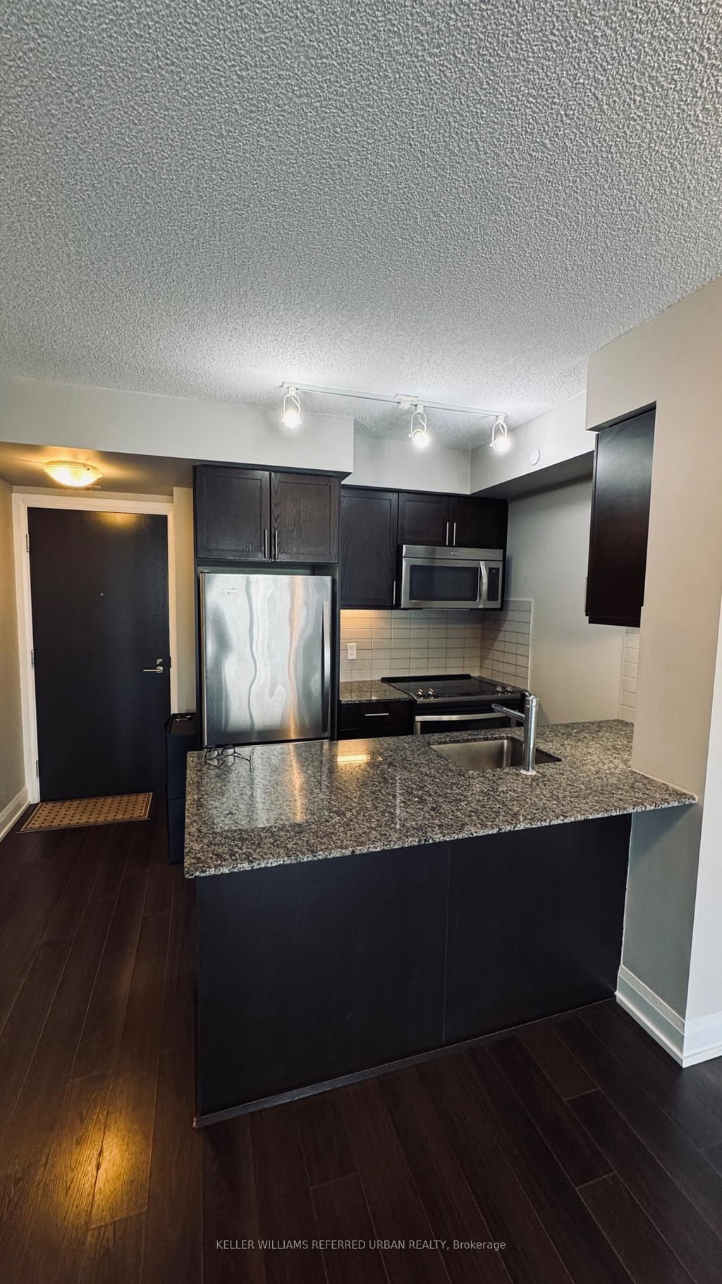 508 - 18 Graydon Hall Drive 3