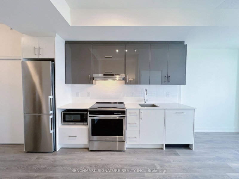 1805 - 180 Fairview Mall Drive