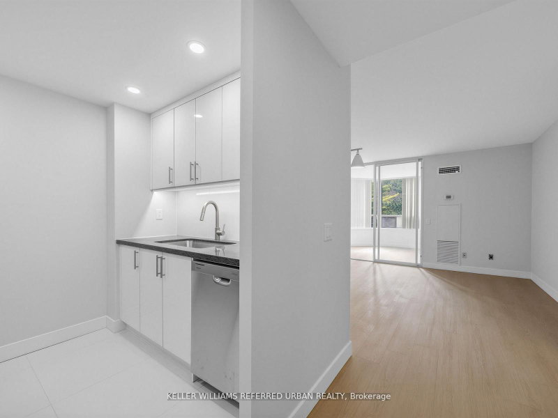 217 - 7 Bishop Avenue