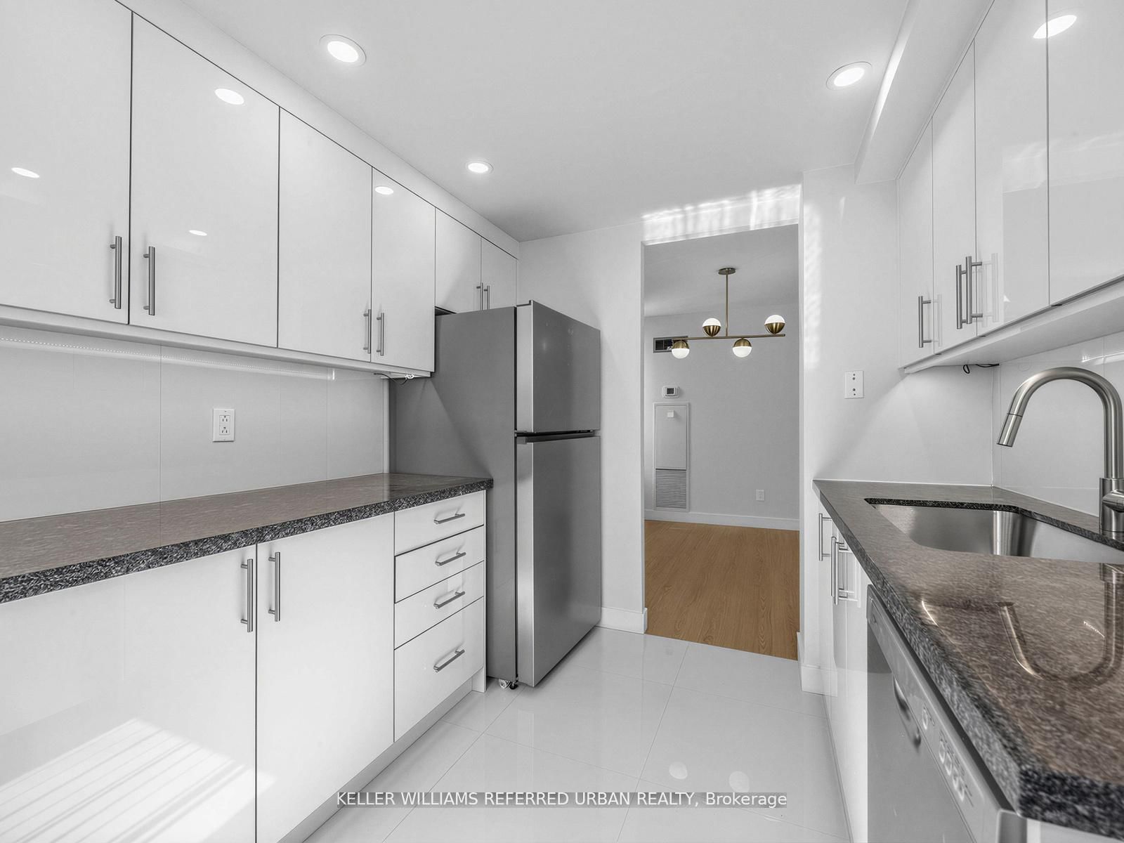 7 Bishop Avenue • #501 • Toronto, ON photo 15