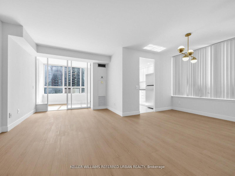 7 Bishop Ave photo 5