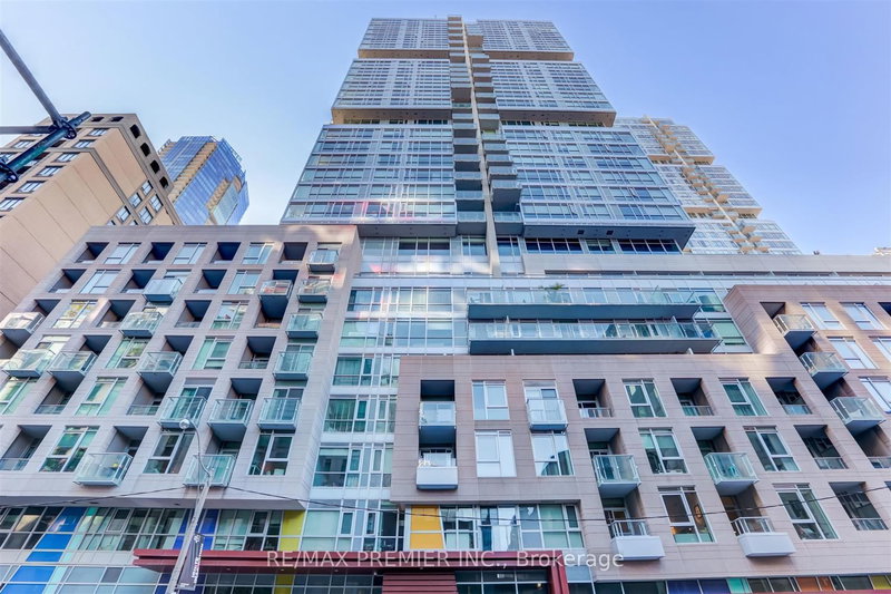 403 - 199 Richmond Street W