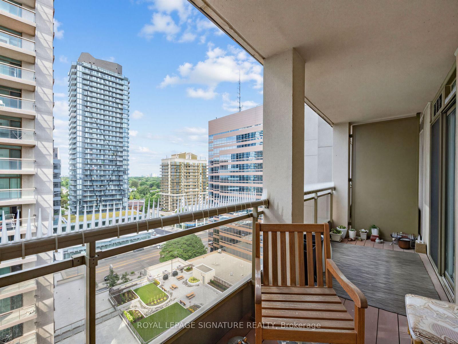 256 Doris Avenue • #1711 • Toronto, ON photo 19