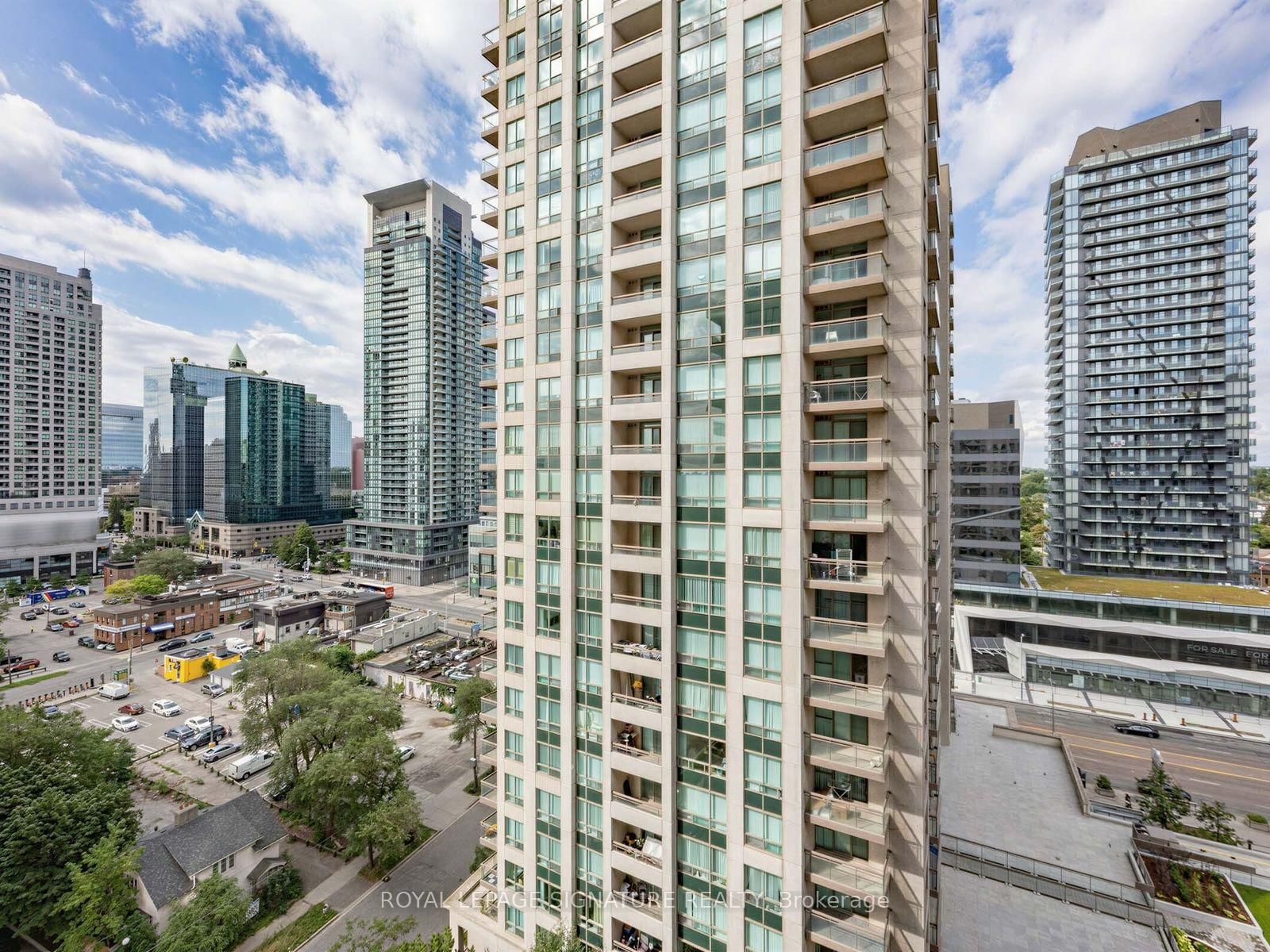 256 Doris Avenue • #1711 • Toronto, ON photo 21