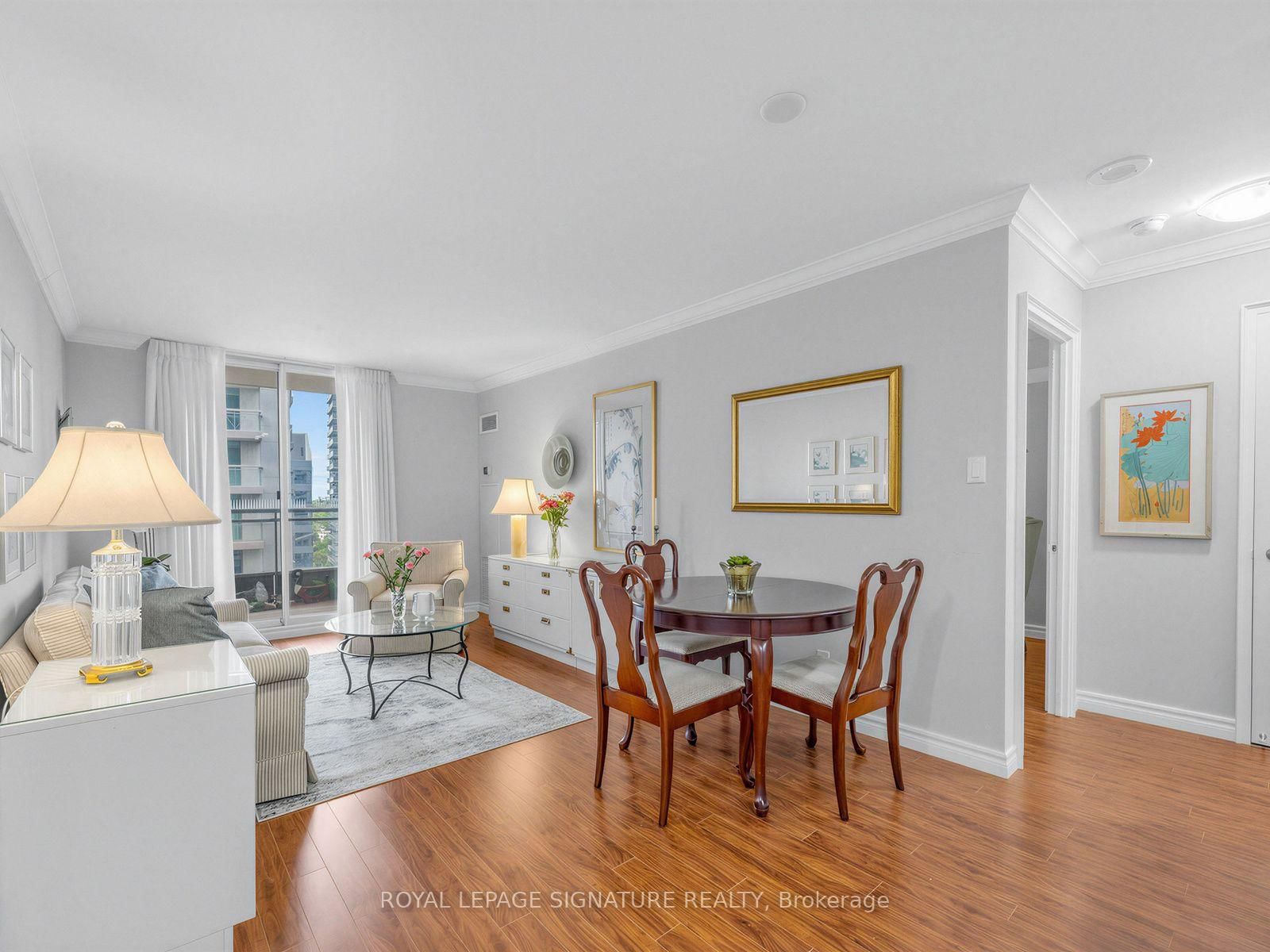 256 Doris Avenue • #1711 • Toronto, ON photo 4