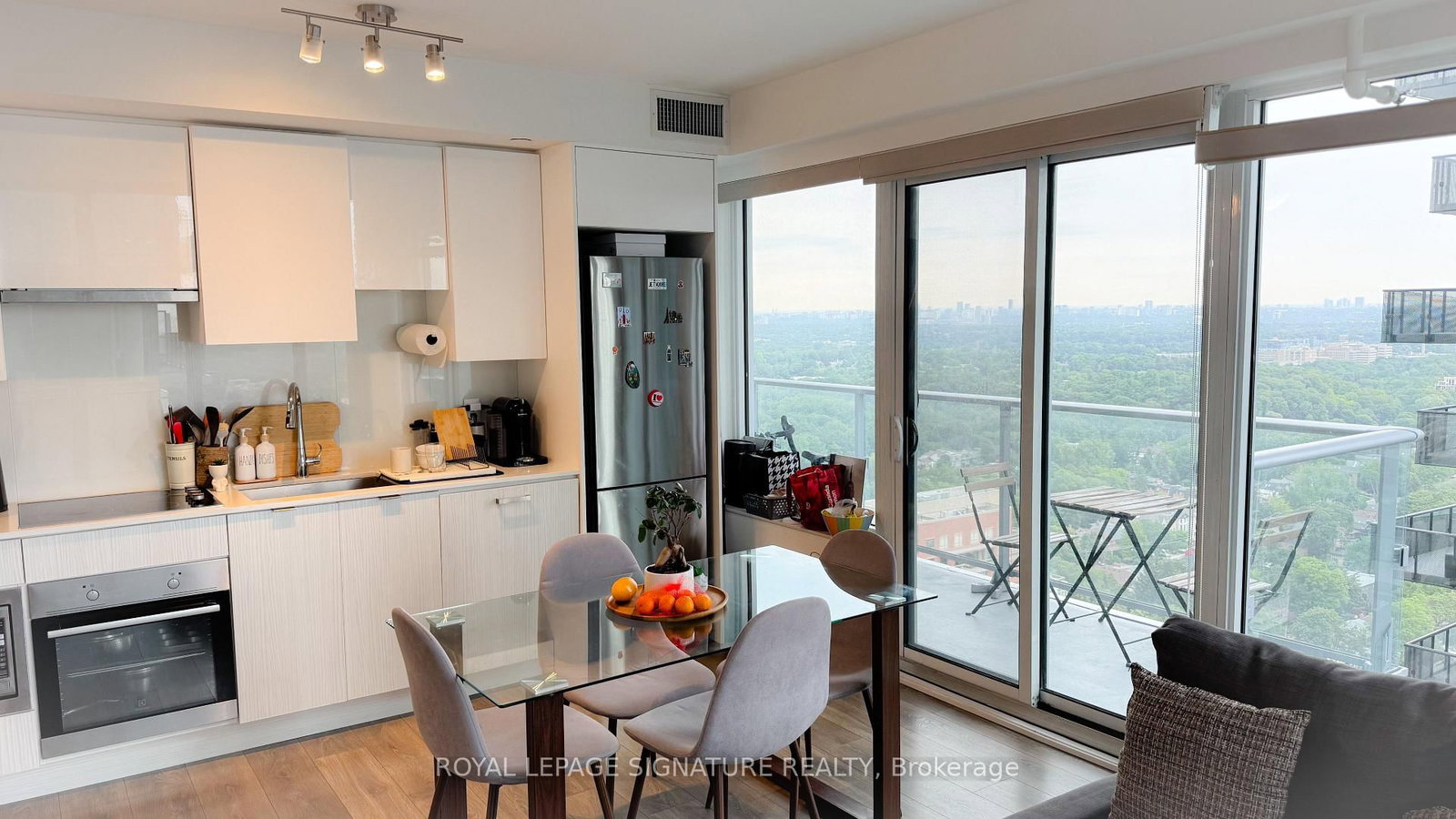 3004 - 99 Broadway Avenue, Toronto 5