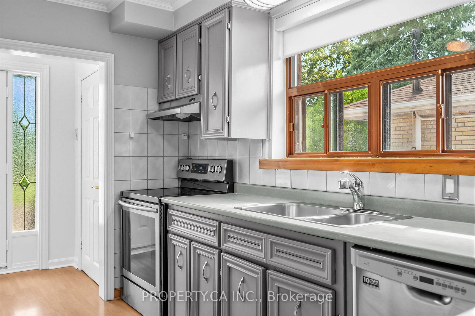 48 Santa Barbara Road • Toronto, ON photo 11
