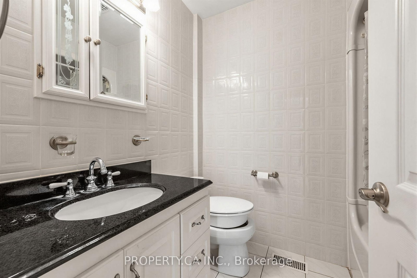 48 Santa Barbara Road • Toronto, ON photo 19