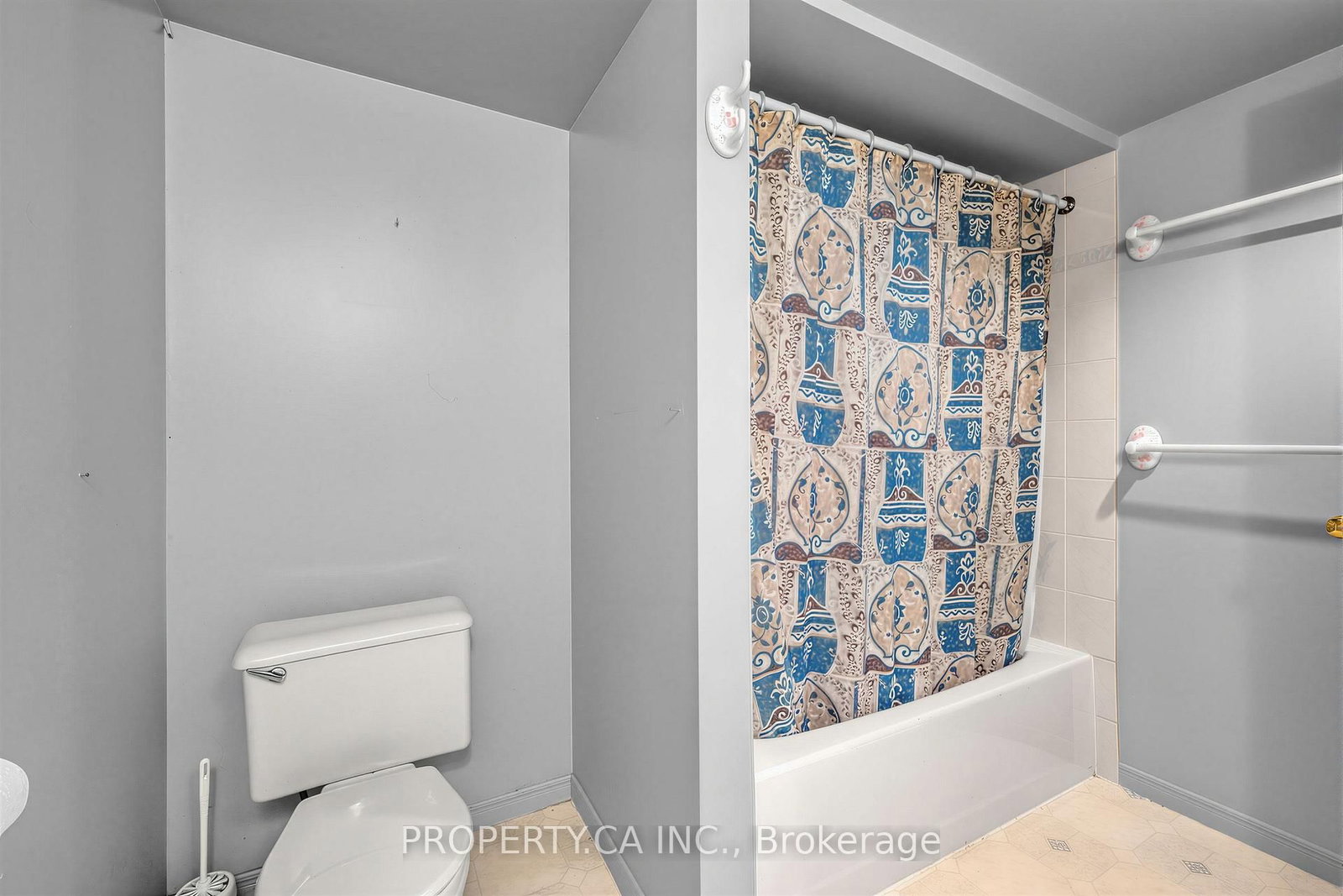 48 Santa Barbara Road • Toronto, ON photo 26