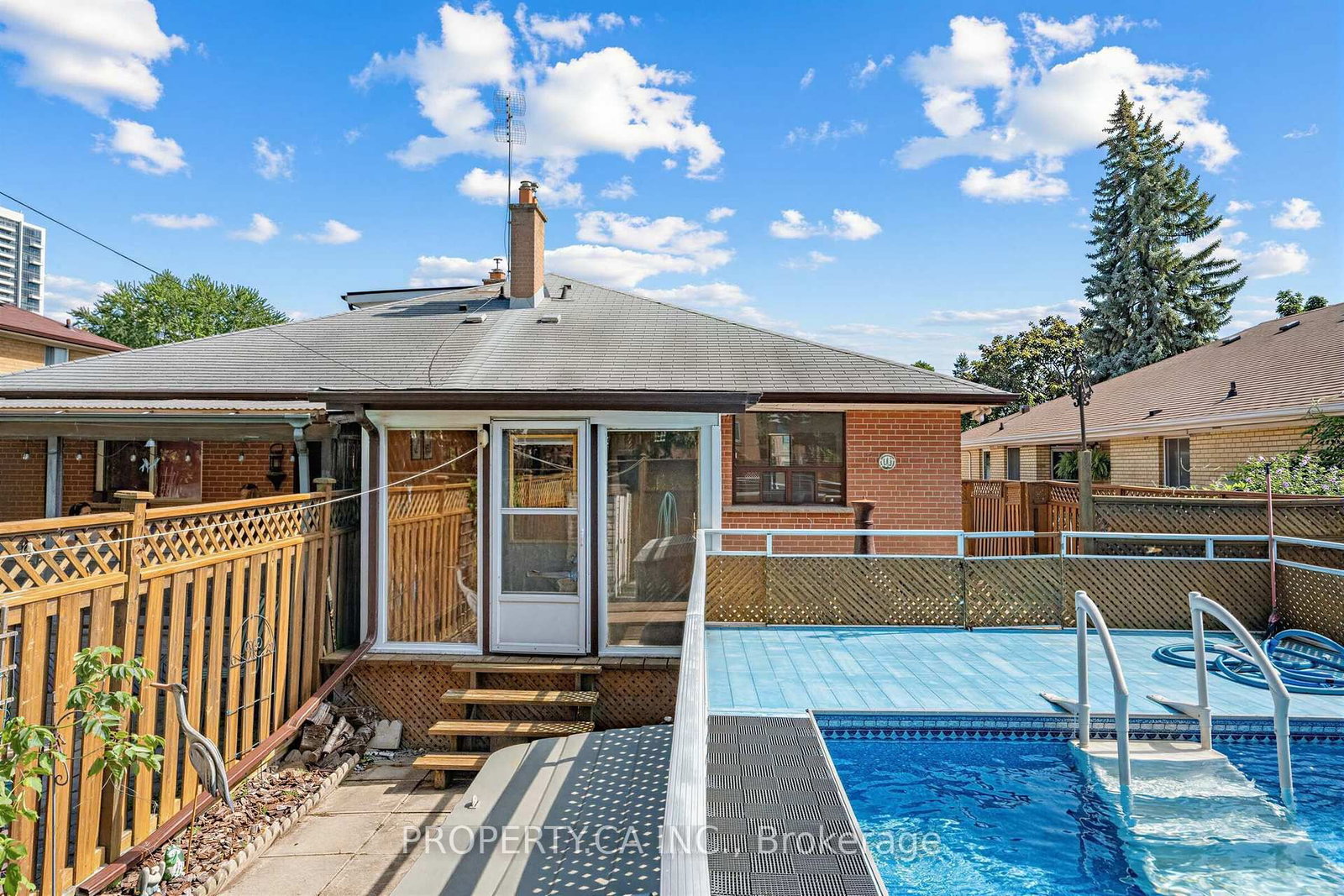 48 Santa Barbara Road • Toronto, ON photo 34