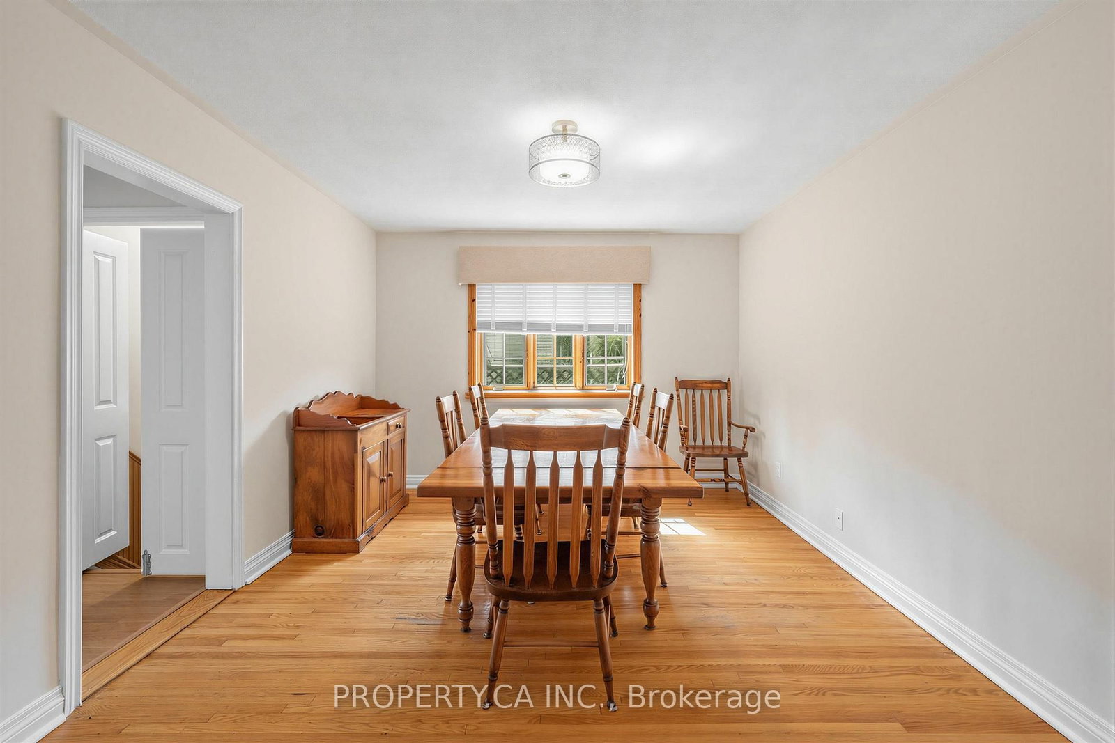 48 Santa Barbara Road • Toronto, ON photo 8
