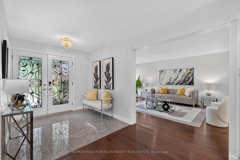 26 Saddletree Drive