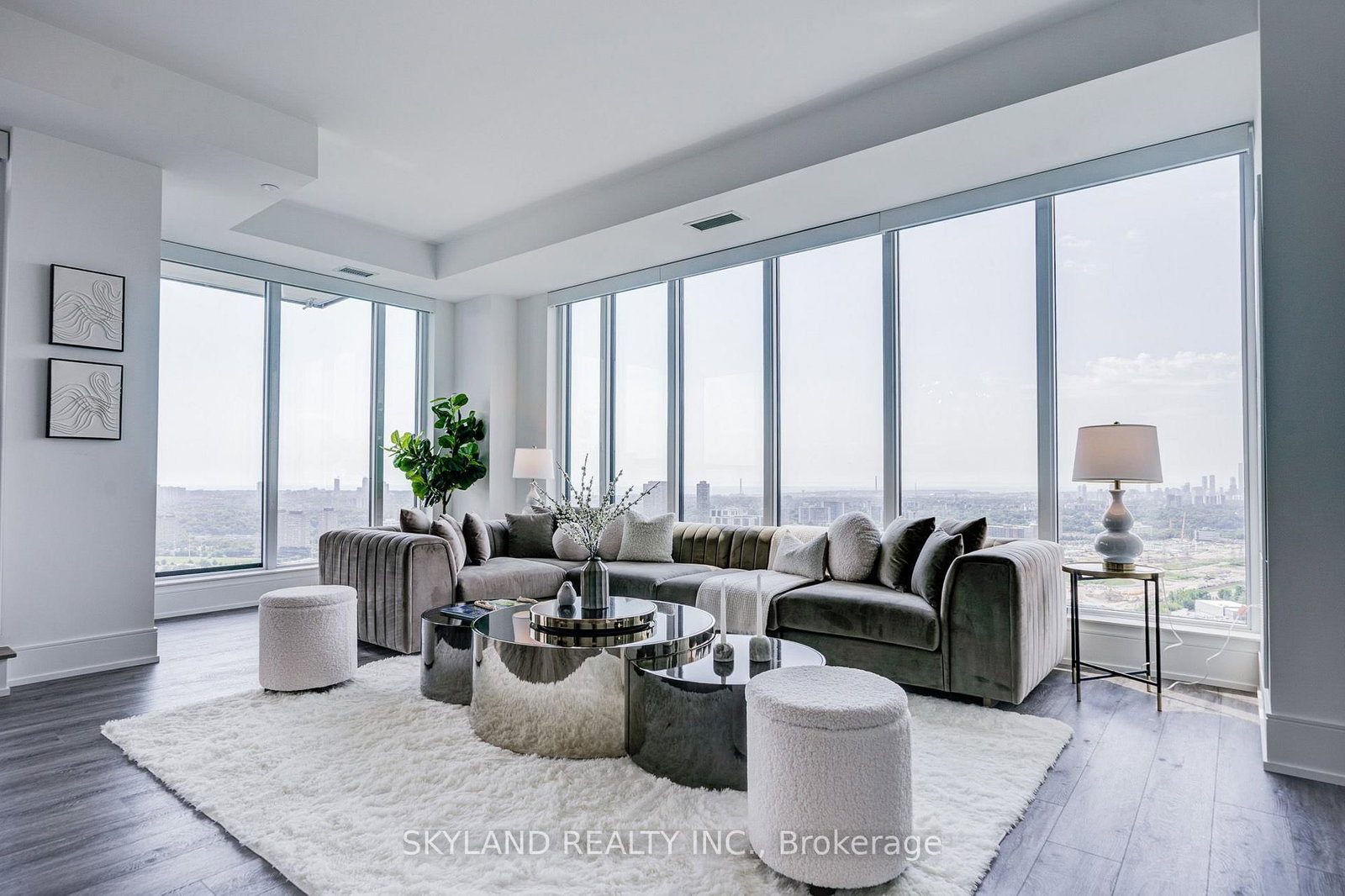 30 Inn On The Park Drive • #PH 09 • Toronto, ON photo 17