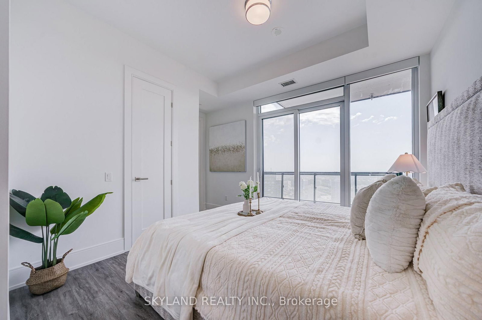 30 Inn On The Park Drive • #PH 09 • Toronto, ON photo 29
