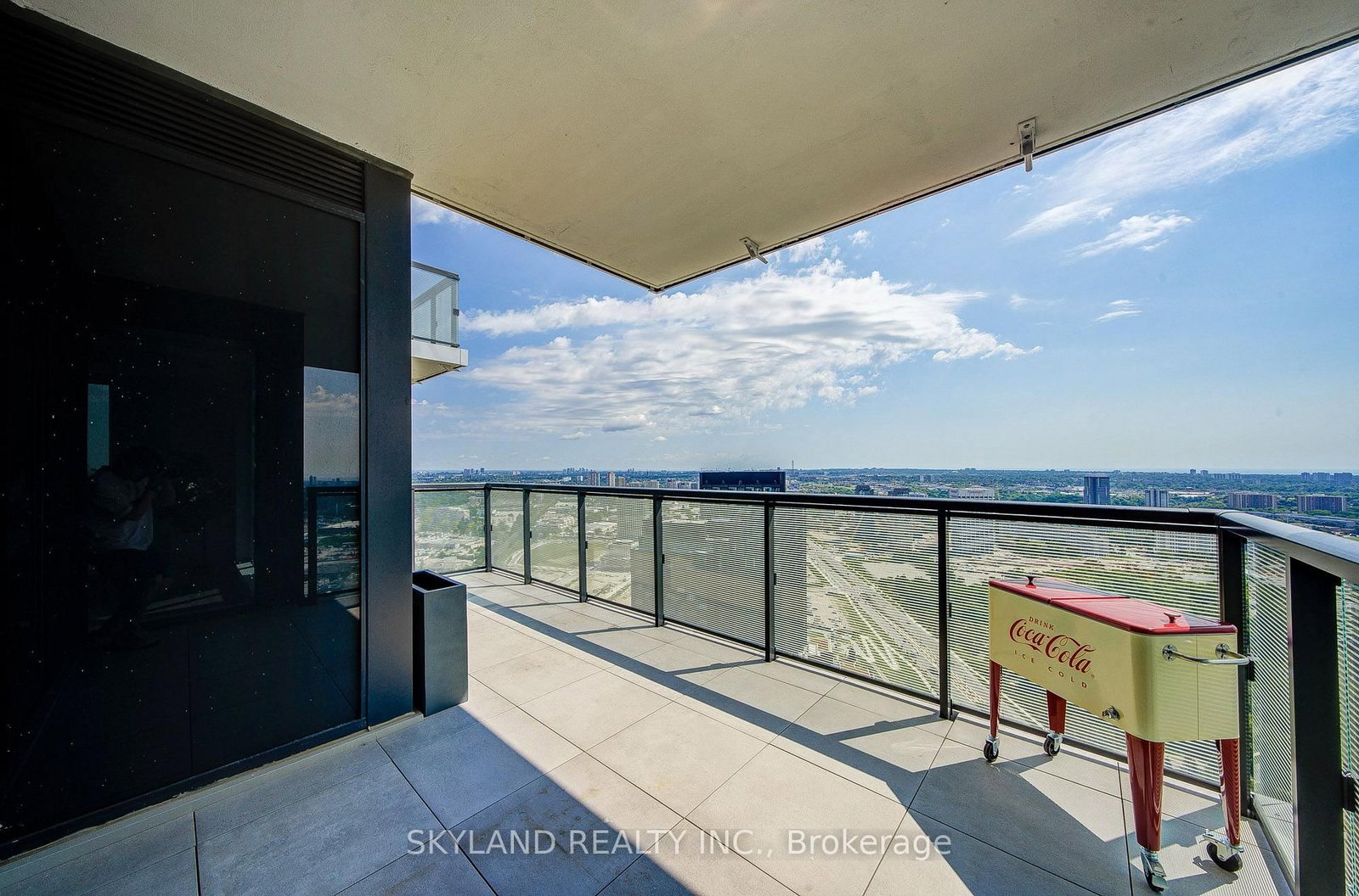 30 Inn On The Park Drive • #PH 09 • Toronto, ON photo 34