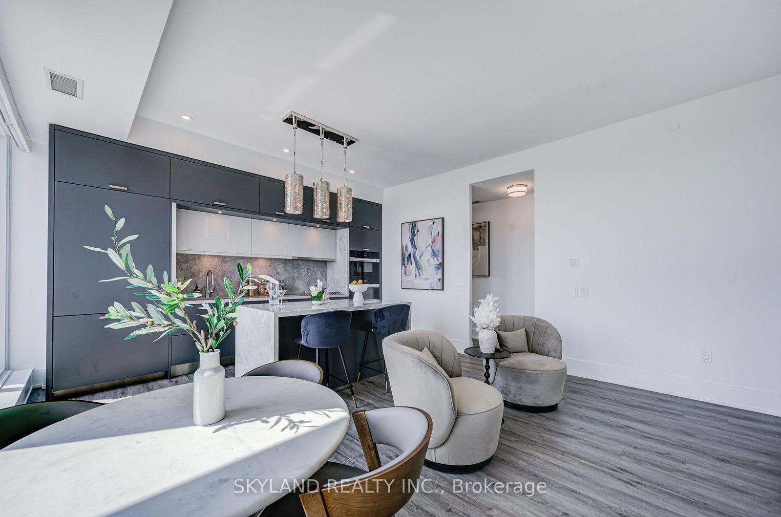30 Inn On The Park Drive • #PH 09 • Toronto, ON photo 6