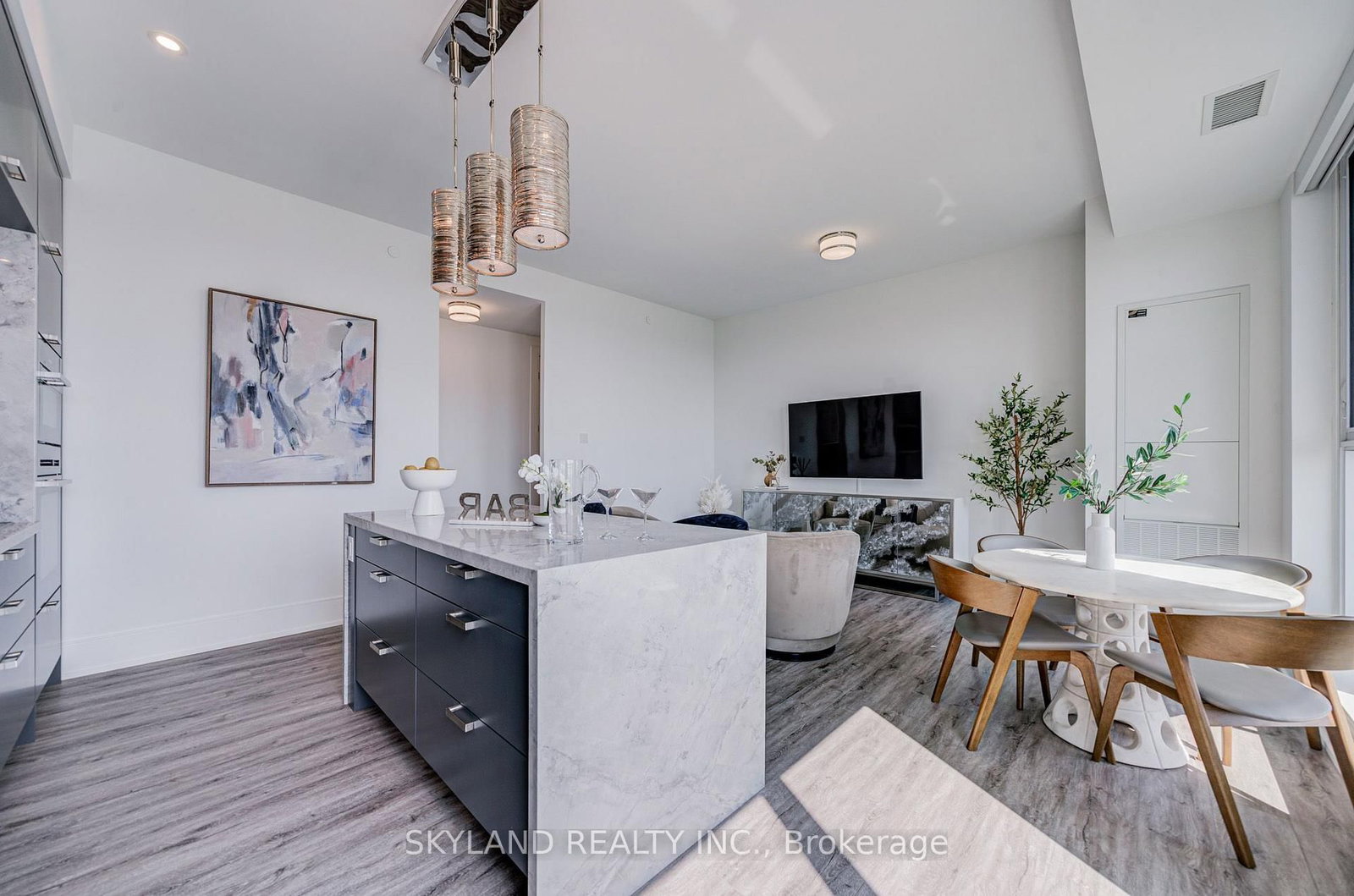 30 Inn On The Park Drive • #PH 09 • Toronto, ON photo 9