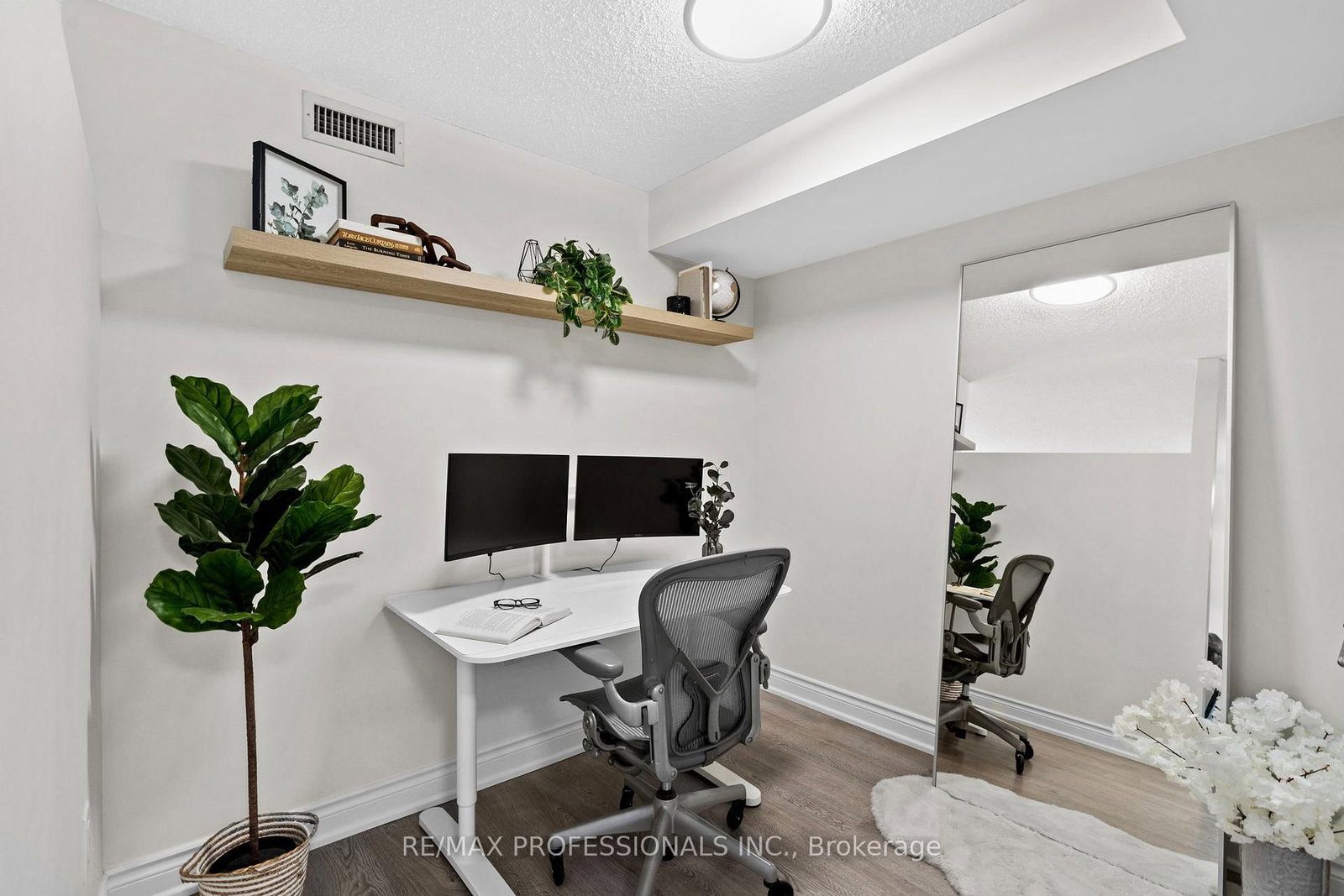 125 Western Battery Road • #909 • Toronto, ON photo 17