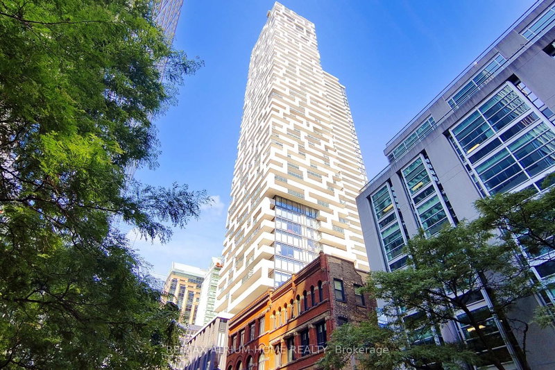 3505 - 20 LOMBARD Street