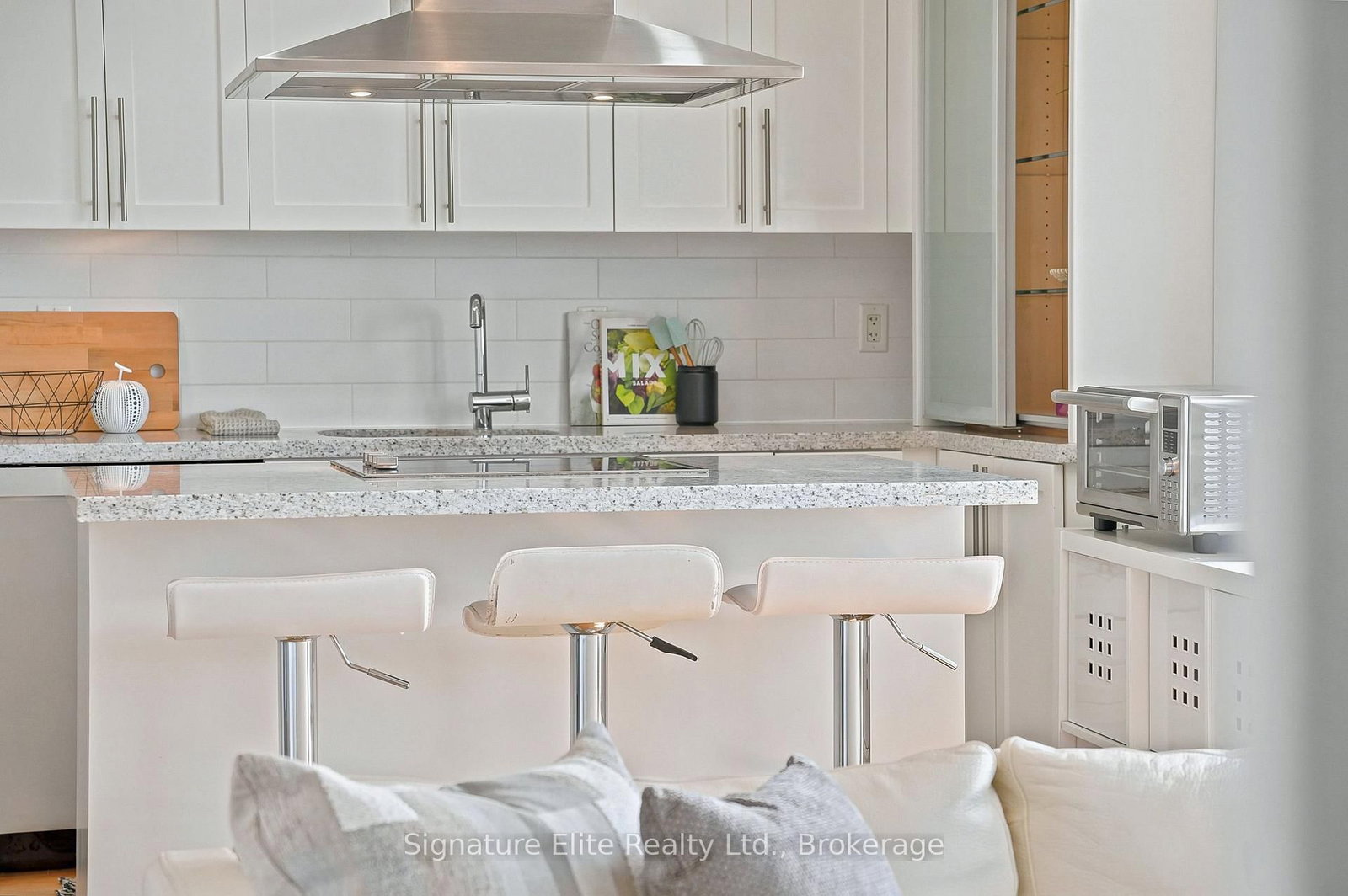1430 Yonge Street • #902 • Toronto, ON photo 6