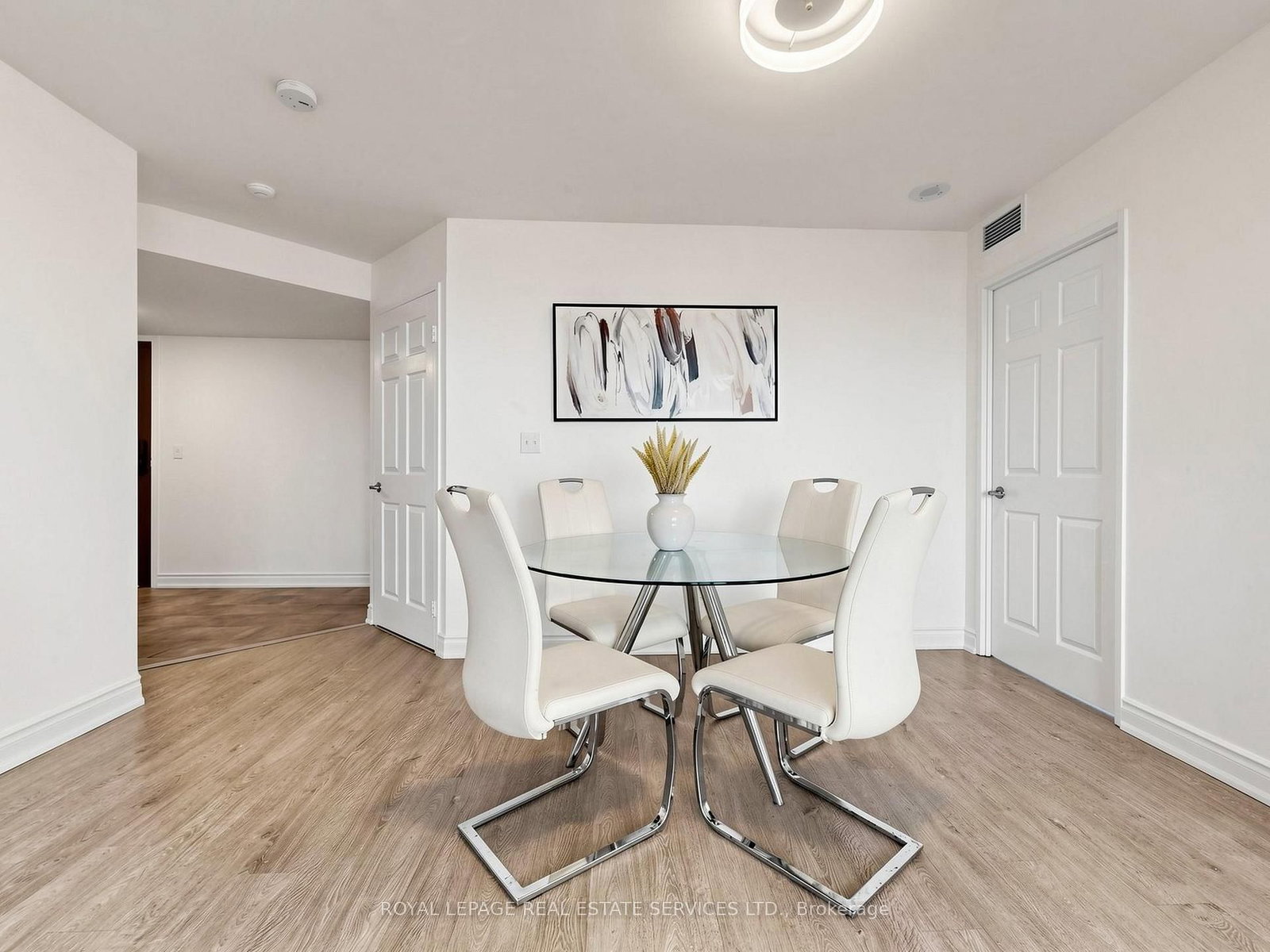 23 Hollywood Avenue • #3505 • Toronto, ON photo 9