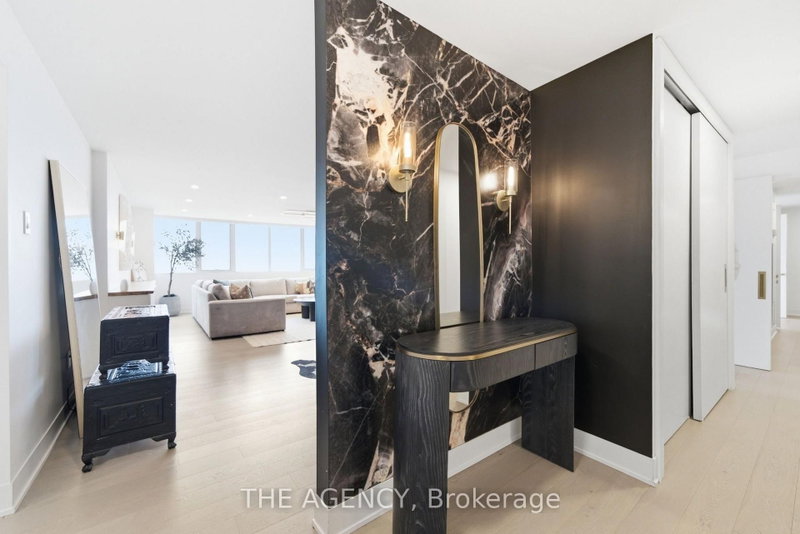15C - 256 Jarvis Street