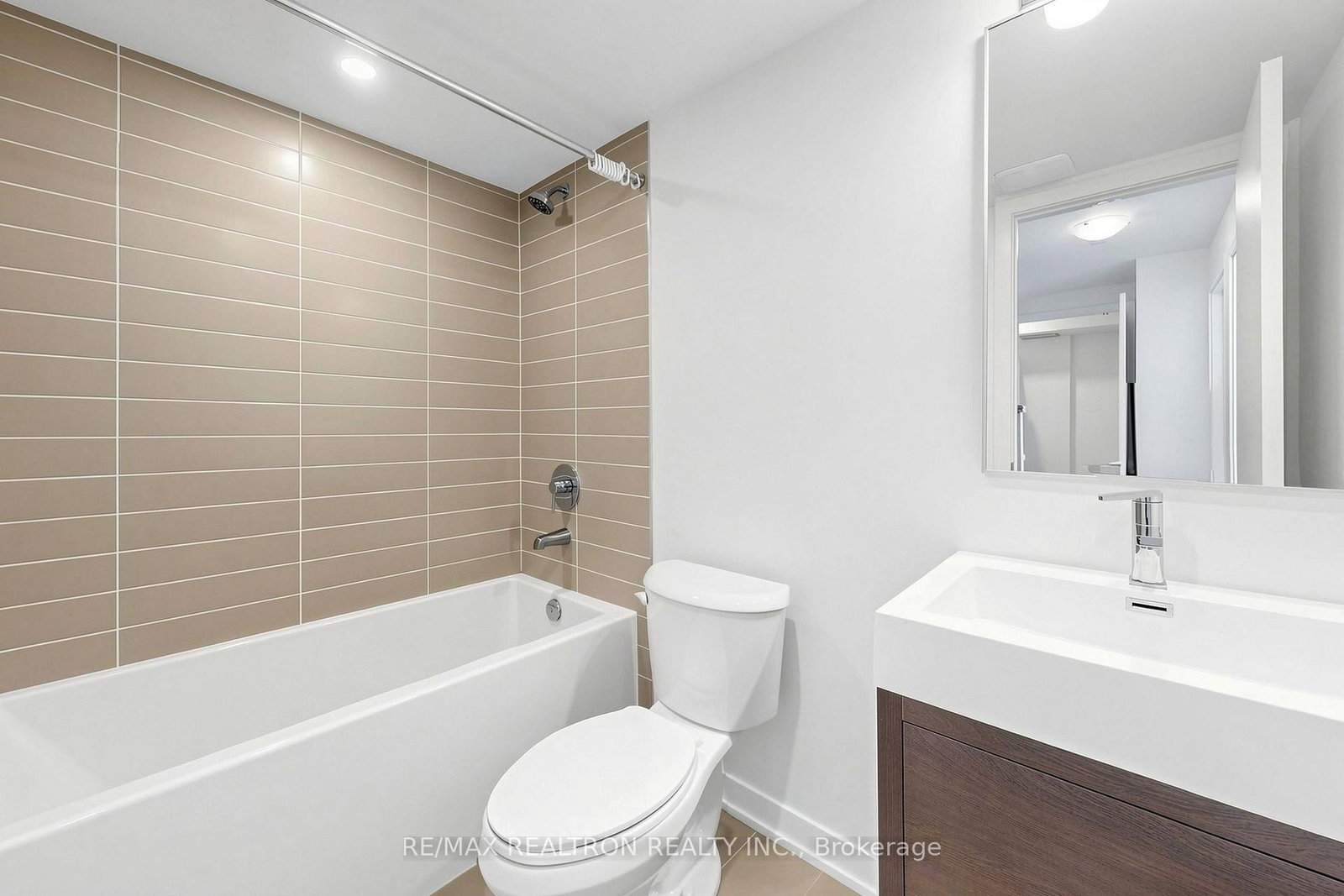 64 Turtle Island Road • Toronto, ON photo 25