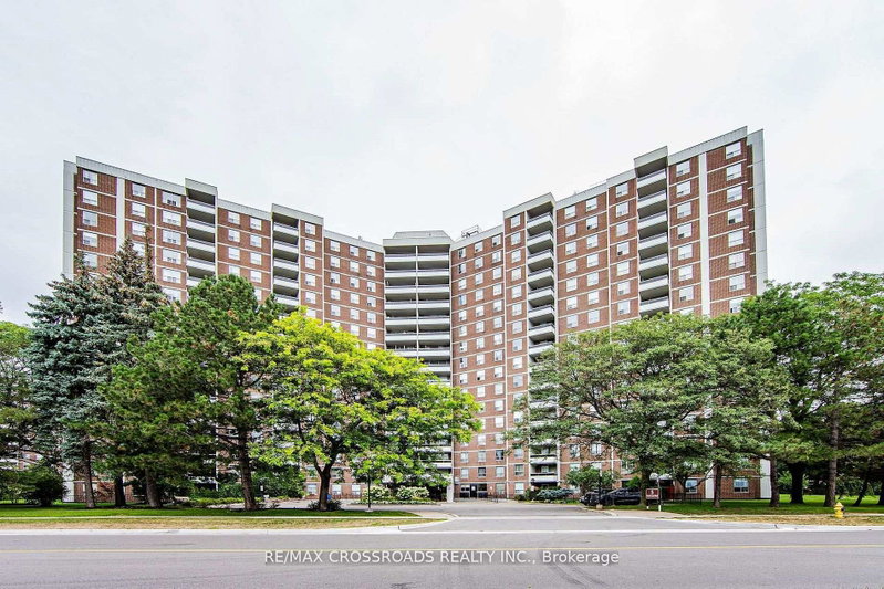 205 - 5 Shady Golfway