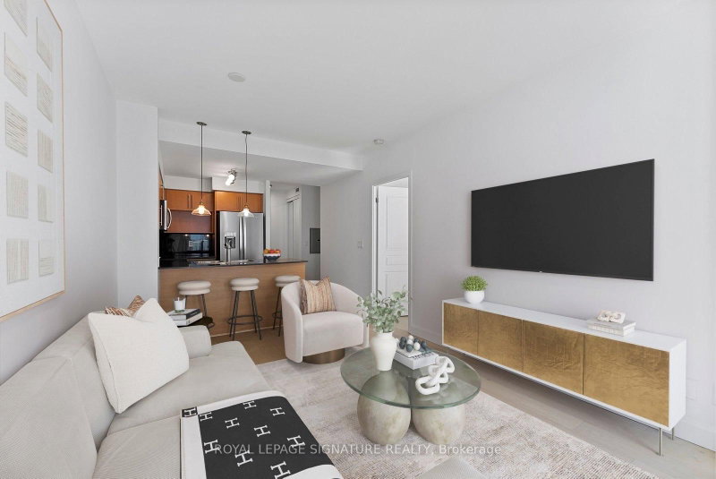 PH11 - 18 Yonge Street