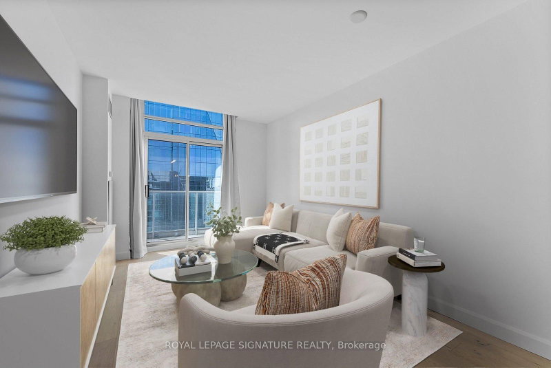 PH11 - 18 Yonge Street