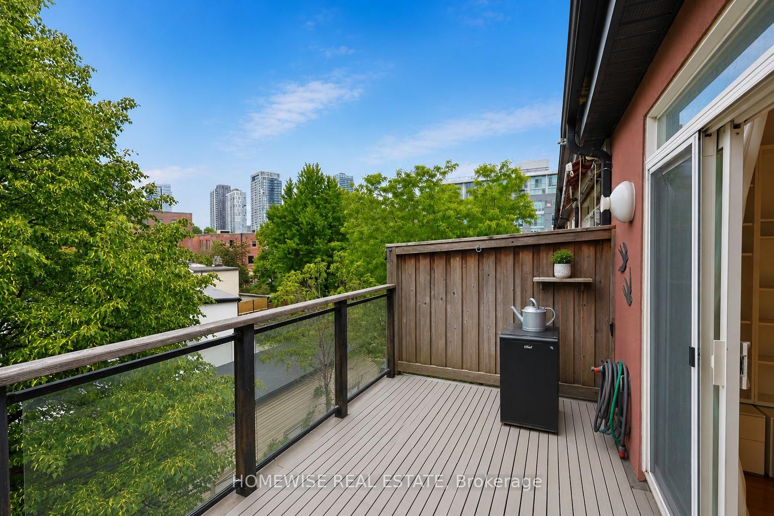 476 King Street E • Toronto, ON photo 18