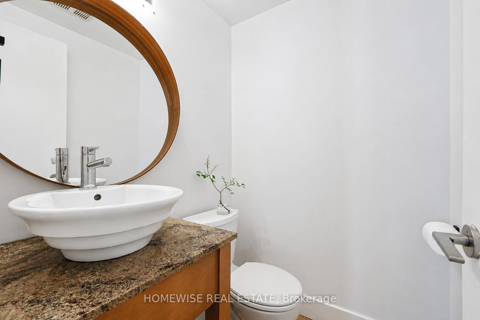 476 King Street E • Toronto, ON photo 29