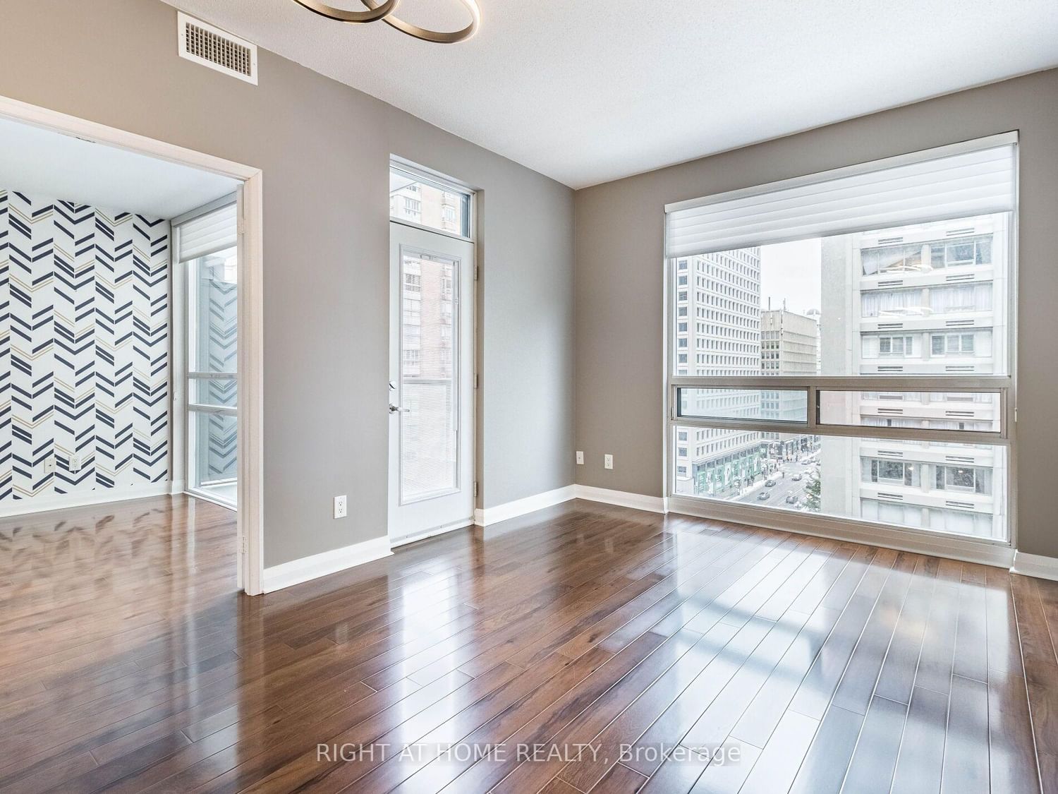 1121 Bay Street • #1106 • Toronto, ON photo 9